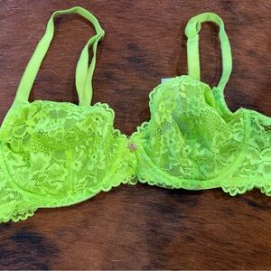 Savage X Fenty Neon Green Lace Bra